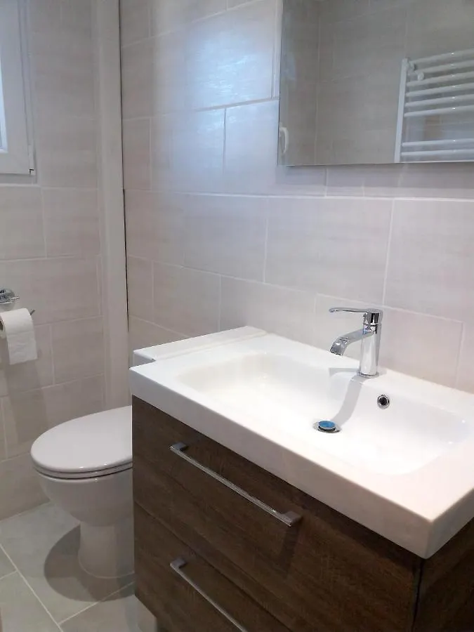 Holiday home Maison De Charme Avec Piscine Privee A Velleron France